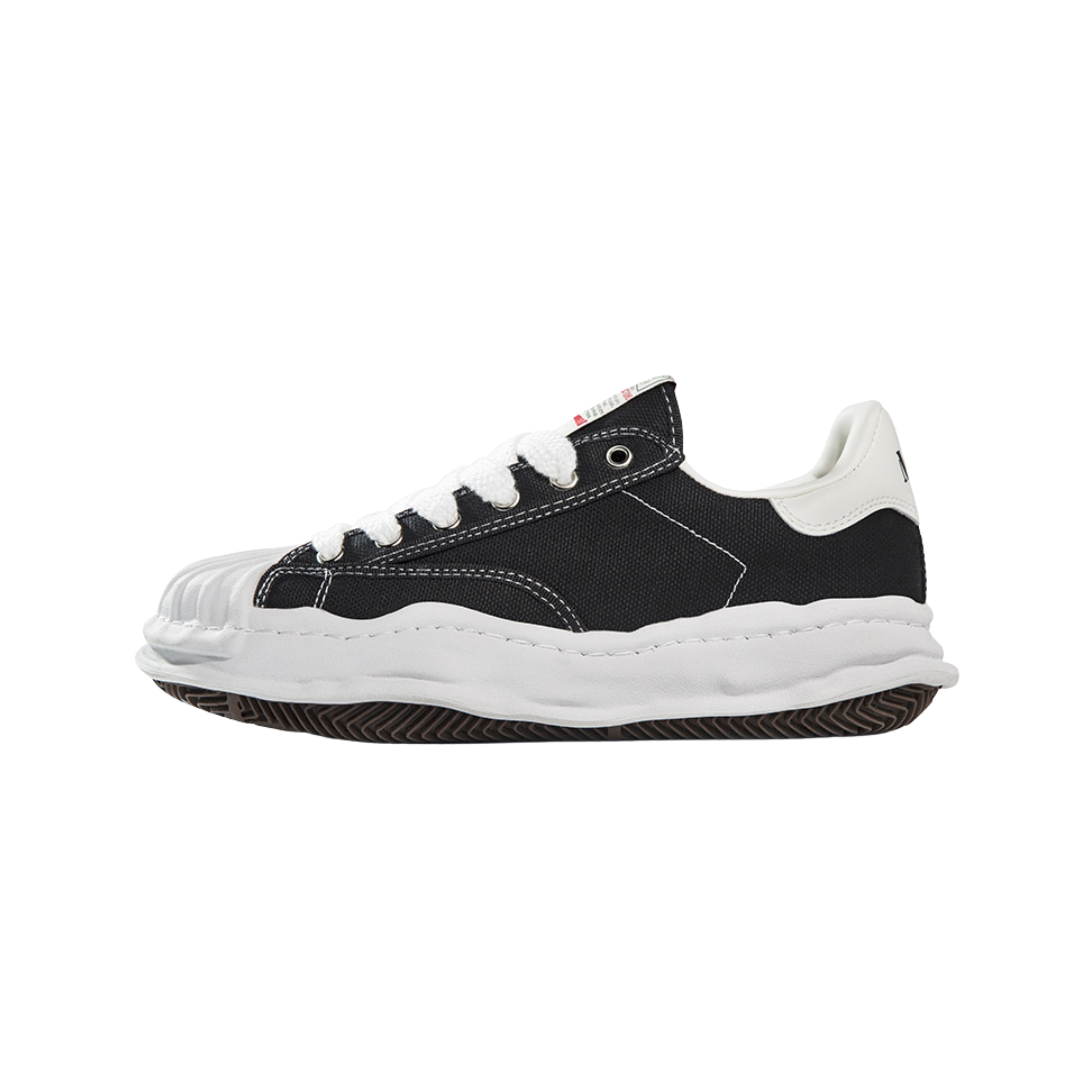 MIZUNO — SNEAKER