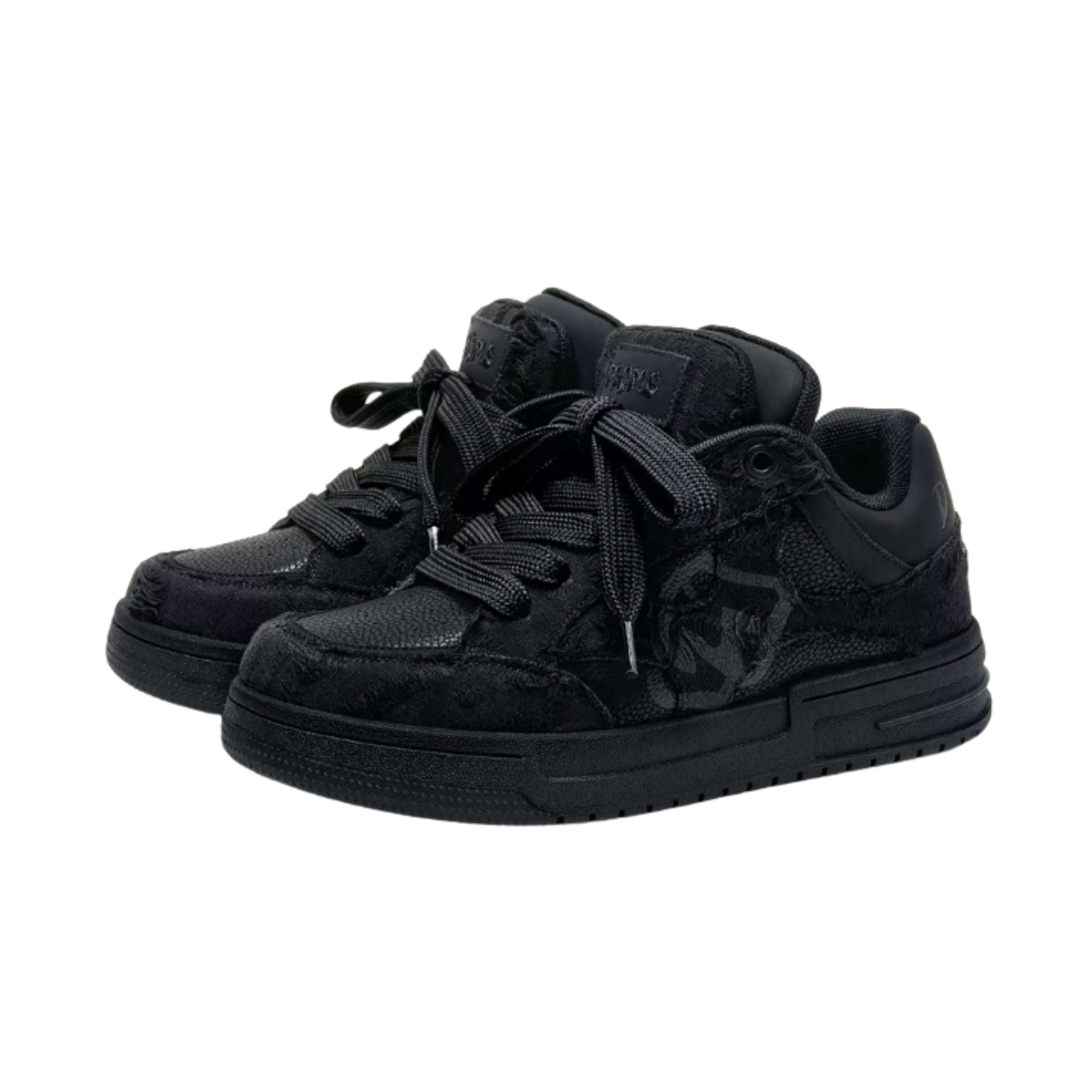 KUROMA — SNEAKER