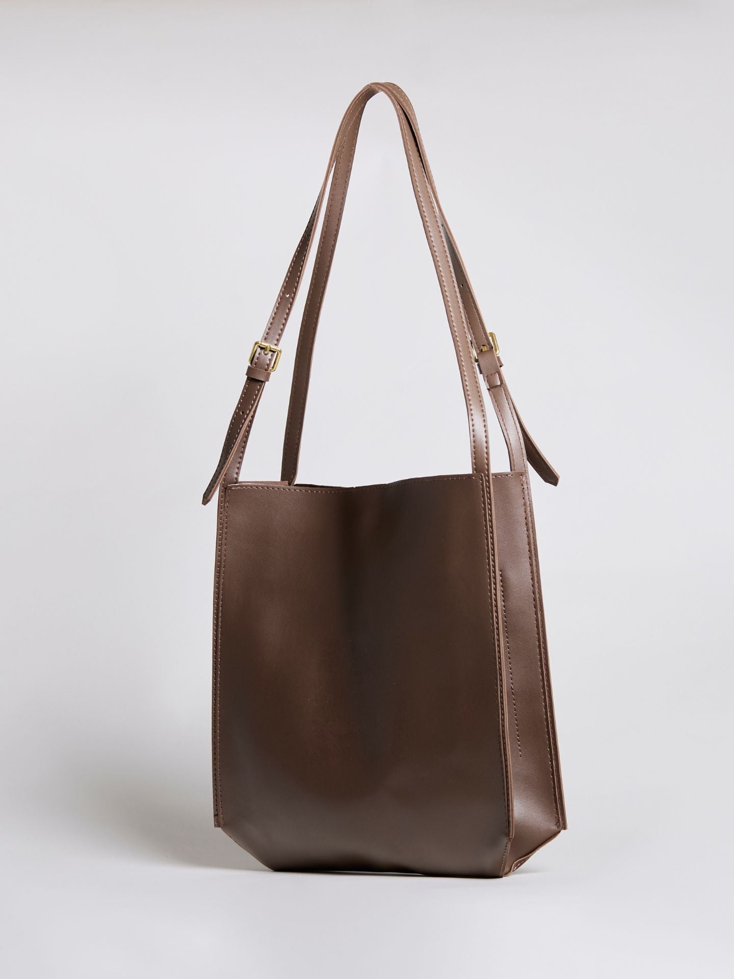 HANDBAG | MINIMALIST LEATHER SHOULDER BAG
