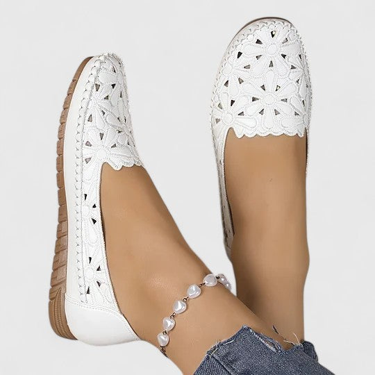 Molly | Women's Slip-On Closed Toe Sandals